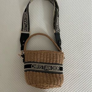 CHRISTIAN DIOR WOVEN HANDBAG